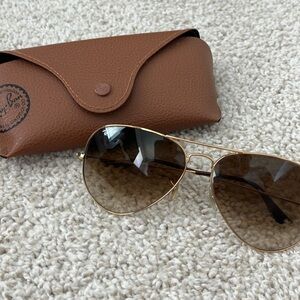 Ray ban aviators
